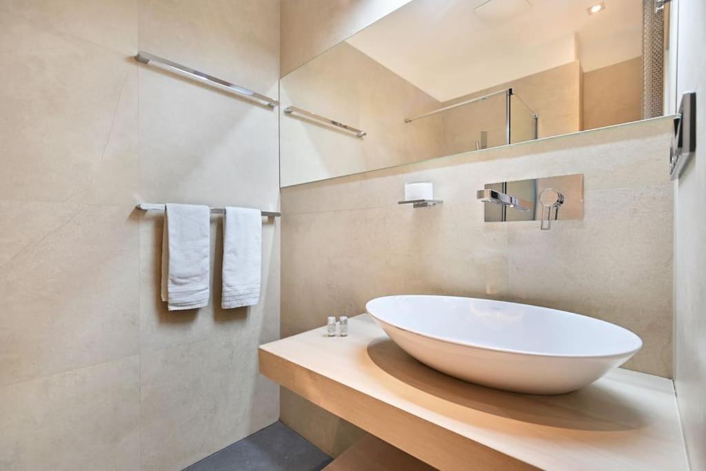 Smart & Luxury Old Town Apartment Прага Екстериор снимка